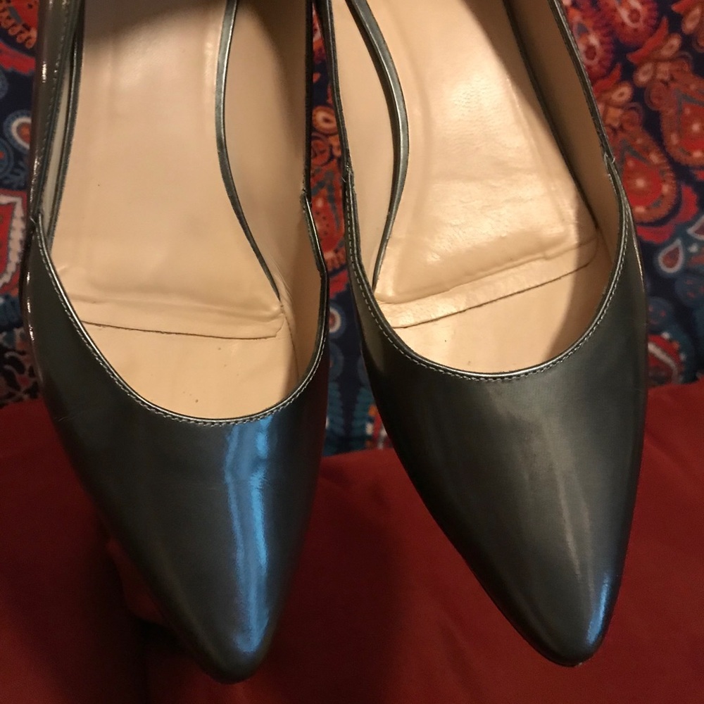 Italian Aquatalia pointy toe flats.